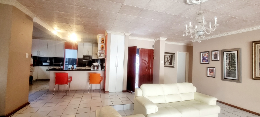 4 Bedroom Property for Sale in Blue Bend Eastern Cape